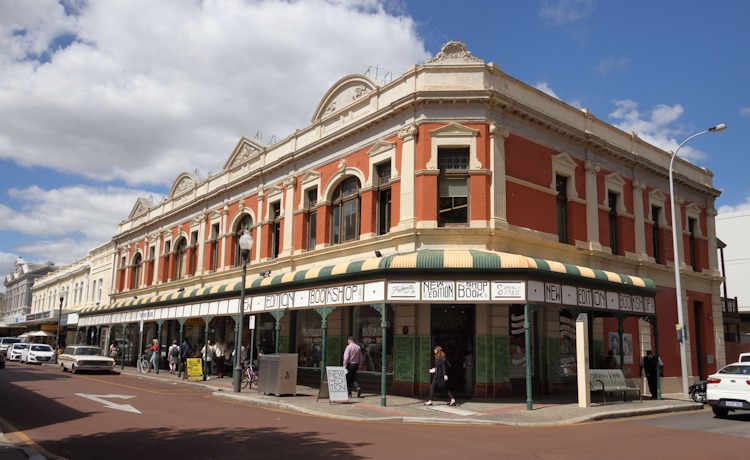 Many colonial buildings remain in Fremantle