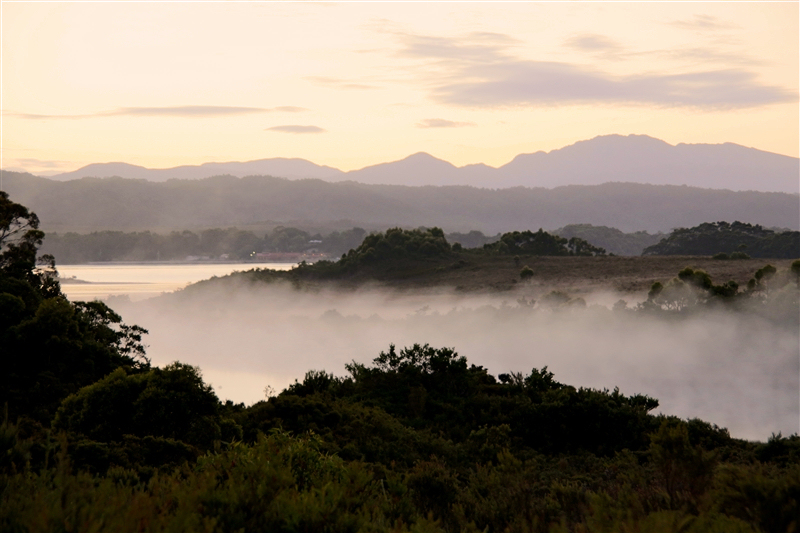 Tasmania_Strahan_1730_800px