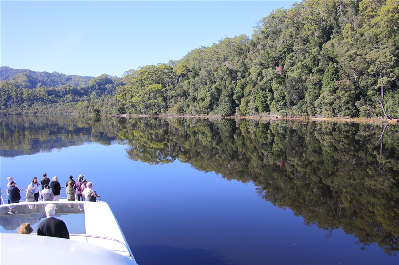 Tasmania_Strahan_GordonRiver_1765_800px