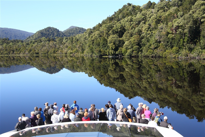 Tasmania_Strahan_GordonRiver_1779_800px